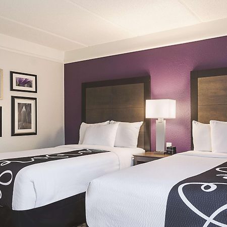 Отель La Quinta By Wyndham Atlanta Perimeter Medical Санди-Спрингс Экстерьер фото
