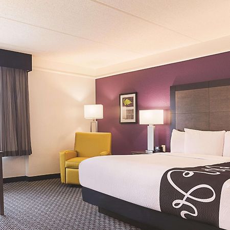 Отель La Quinta By Wyndham Atlanta Perimeter Medical Санди-Спрингс Экстерьер фото