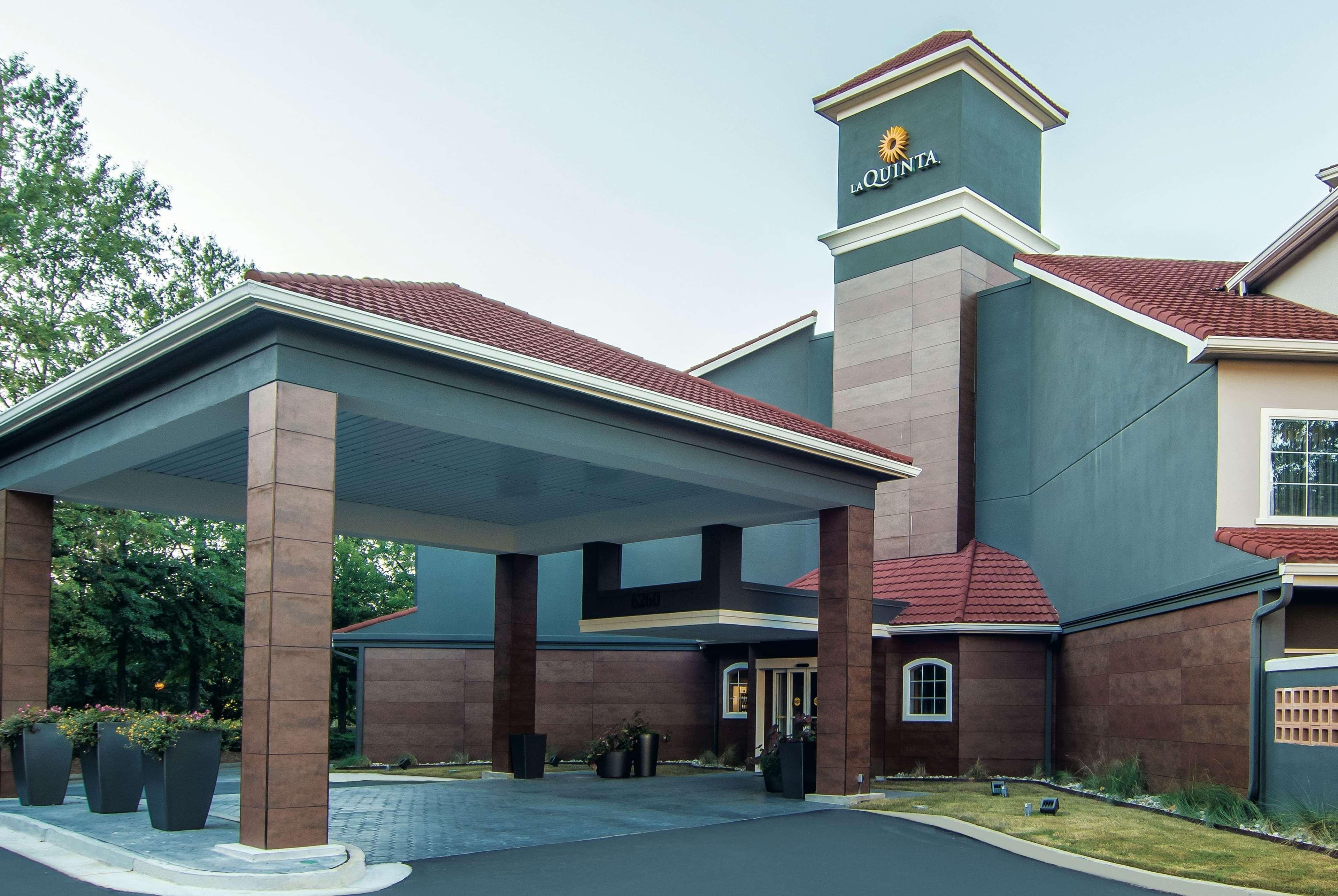 Отель La Quinta By Wyndham Atlanta Perimeter Medical Санди-Спрингс Экстерьер фото